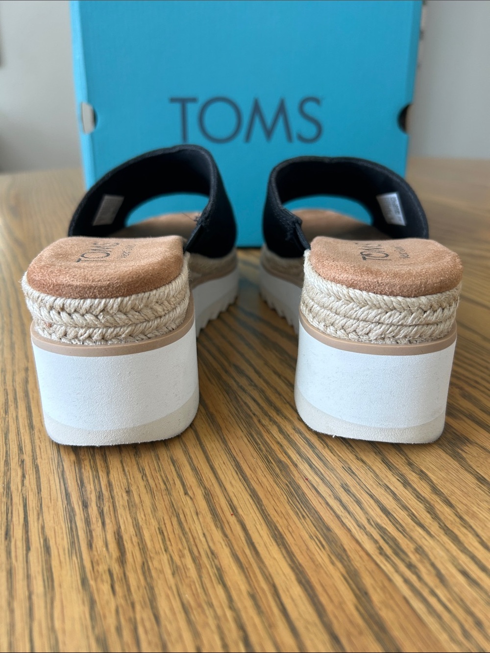 TOMS Carmen Wedge Slip-On Sandals, size 7.5, NIB - Picture 6 of 11